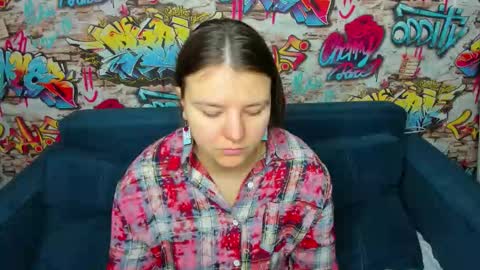 Snapshot of jenny_jimmy chatting on February 2, 2026, 12:53 am Jenny online show from February 2, 2026, 12:53 am