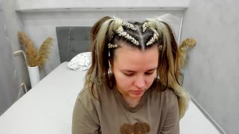 Snapshot of jenny_jimmy chatting on February 20, 2026, 1:13 am Jenny online show from February 20, 2026, 1:13 am