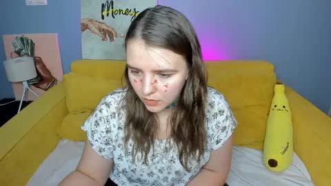 Snapshot of jenny_jimmy chatting on April 2, 2026, 9:18 am Jenny online show from April 2, 2026, 9:18 am