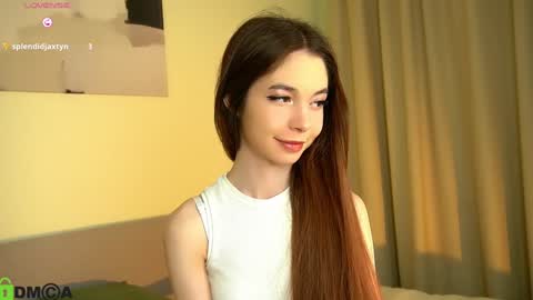 Snapshot of jenny_lylu chatting on January 18, 2025, 8:19 pm Ori online show from January 18, 2025, 8:19 pm