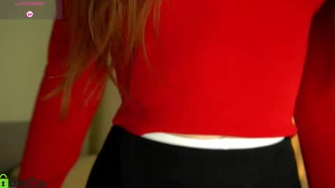 Snapshot of jenny_lylu chatting on February 13, 2025, 8:45 pm Ori online show from February 13, 2025, 8:45 pm