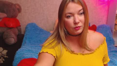 Snapshot of jenny_oliviawow chatting on September 24, 2025, 2:09 pm All the most interesting in private. my room for my smile online show from September 24, 2025, 2:09 pm