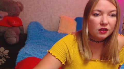 Snapshot of jenny_oliviawow chatting on September 30, 2025, 2:11 pm All the most interesting in private. my room for my smile online show from September 30, 2025, 2:11 pm