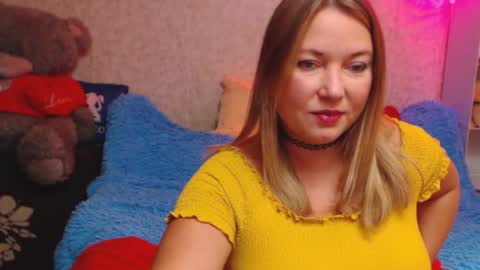 Snapshot of jenny_oliviawow chatting on October 9, 2025, 1:53 pm All the most interesting in private. my room for my smile online show from October 9, 2025, 1:53 pm