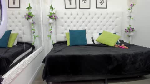 Snapshot of jenny_stark chatting on September 8, 2025, 6:51 pm jenny_stark online show from September 8, 2025, 6:51 pm