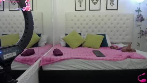 Snapshot of jenny_stark chatting on October 21, 2025, 11:00 am jenny_stark online show from October 21, 2025, 11:00 am