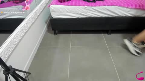 Snapshot of jenny_stark chatting on November 10, 2025, 11:31 am jenny_stark online show from November 10, 2025, 11:31 am