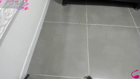 Snapshot of jenny_stark chatting on November 11, 2025, 11:10 am jenny_stark online show from November 11, 2025, 11:10 am