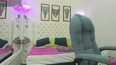Snapshot of jenny_stark chatting on June 2, 2026, 11:12 am jenny_stark online show from June 2, 2026, 11:12 am