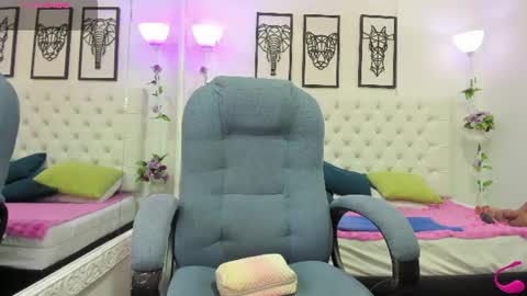 Snapshot of jenny_stark chatting on July 7, 2026, 11:25 am jenny_stark online show from July 7, 2026, 11:25 am