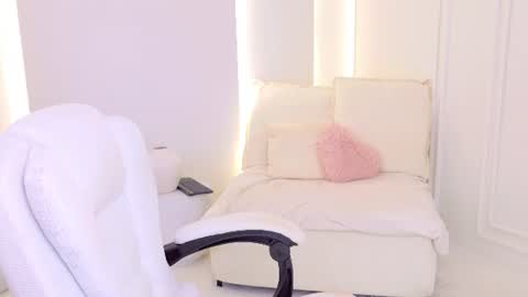 Snapshot of jenny_x_ chatting on July 13, 2026, 5:32 am JENNY online show from July 13, 2026, 5:32 am