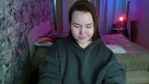 Jenny online show from February 10, 2026, 4:05 am