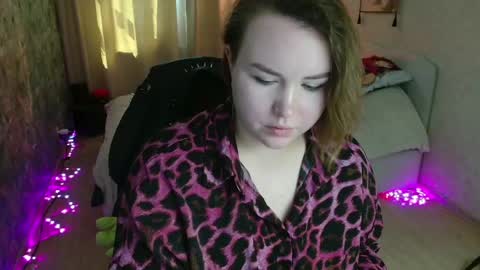 Jenny online show from April 29, 2026, 7:12 am