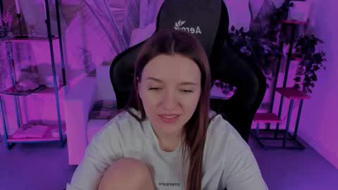 Jenny NO Nude online show from February 28, 2025, 2:42 am