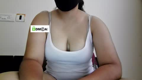 Snapshot of jennydolphin chatting on June 8, 2026, 4:13 am Jenny online show from June 8, 2026, 4:13 am