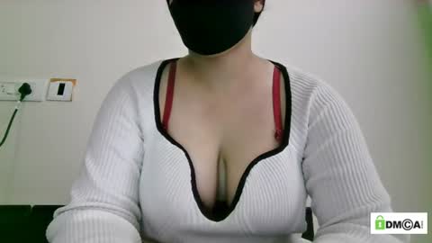 Jenny online show from June 27, 2026, 4:17 am