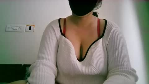 Jenny online show from July 21, 2026, 2:14 am