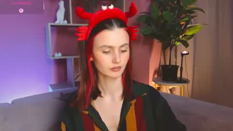 Snapshot of jennyfer_me chatting on June 11, 2026, 12:25 pm jennyfer_me online show from June 11, 2026, 12:25 pm