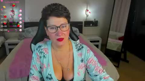 Jenny online show from July 12, 2026, 7:54 am