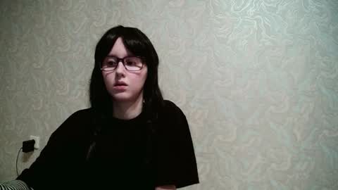Snapshot of jennyolset chatting on October 27, 2025, 12:42 pm JennyOlset online show from October 27, 2025, 12:42 pm