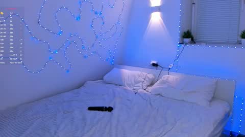 Jenny  online show from March 3, 2026, 9:04 am