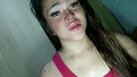 Snapshot of jennysweetfuckerxxx chatting on June 15, 2026, 4:58 am jenny69 online show from June 15, 2026, 4:58 am