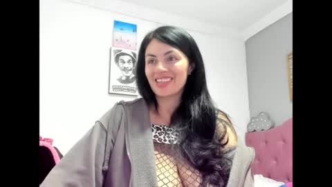 Jenny online show from May 5, 2026, 10:40 pm