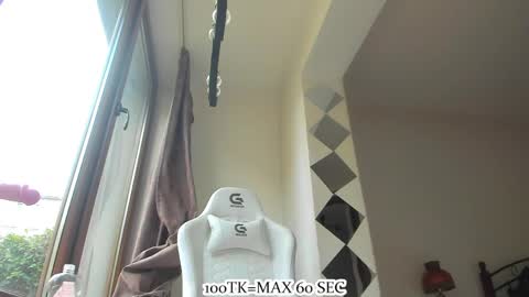 Snapshot of jennywildd chatting on June 2, 2026, 3:14 pm infamous blondiechloe. Jennyjennywildd online show from June 2, 2026, 3:14 pm