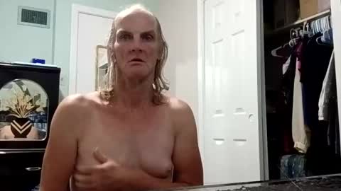 jennywomacks online show from July 15, 2026, 5:02 am