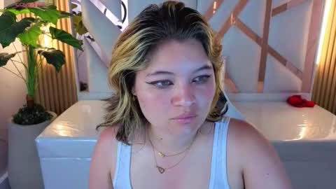 Jeonmei tp    2130- 600 online show from February 25, 2026, 12:15 pm