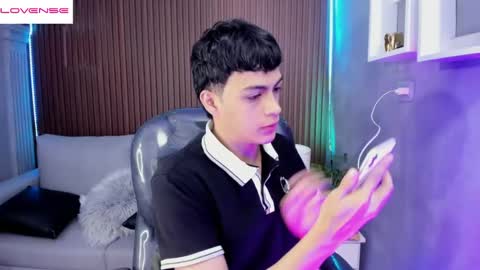 Snapshot of jeremias_1 chatting on May 5, 2026, 12:02 pm JEREMIAS online show from May 5, 2026, 12:02 pm