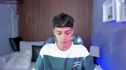 Snapshot of jeremias_1 chatting on May 12, 2026, 12:46 pm JEREMIAS online show from May 12, 2026, 12:46 pm