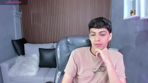 Snapshot of jeremias_1 chatting on May 13, 2026, 1:19 pm JEREMIAS online show from May 13, 2026, 1:19 pm