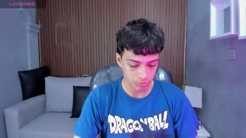 Snapshot of jeremias_1 chatting on May 16, 2026, 12:37 pm JEREMIAS online show from May 16, 2026, 12:37 pm