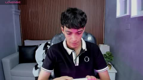 Snapshot of jeremias_1 chatting on May 20, 2026, 5:41 pm JEREMIAS online show from May 20, 2026, 5:41 pm