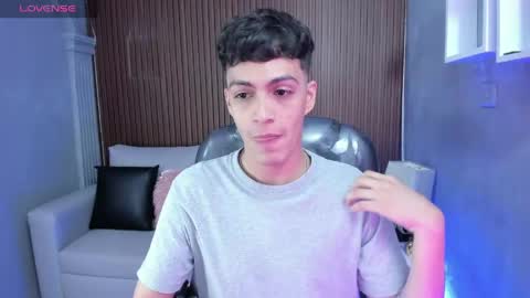 Snapshot of jeremias_1 chatting on May 25, 2026, 1:17 pm JEREMIAS online show from May 25, 2026, 1:17 pm