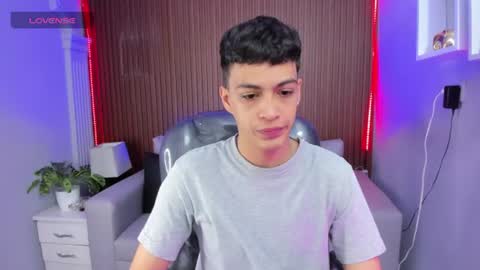 Snapshot of jeremias_1 chatting on July 27, 2026, 12:45 pm JEREMIAS online show from July 27, 2026, 12:45 pm