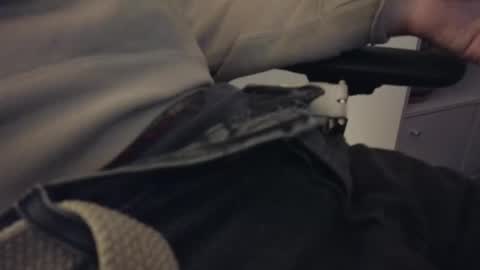 Snapshot of jeremie18cms chatting on December 18, 2025, 8:37 pm Machine Sperme online show from December 18, 2025, 8:37 pm