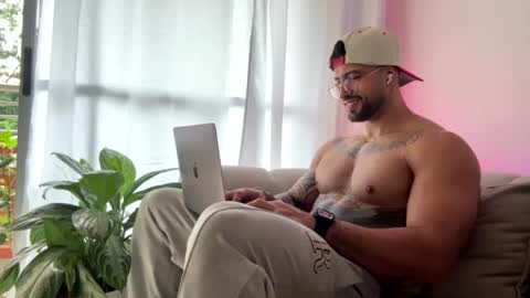 Snapshot of jeremy_harden chatting on June 19, 2026, 12:53 pm Jeremy online show from June 19, 2026, 12:53 pm