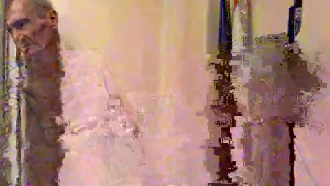 jeremybert83 online show from November 11, 2025, 8:20 pm