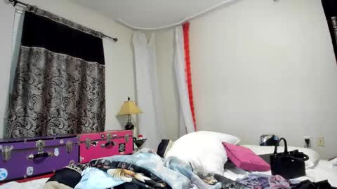 Jeri Lynn online show from October 6, 2025, 11:29 am