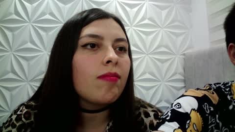 Snapshot of jerryandjessicaa chatting on December 15, 2024, 1:02 am Jess y Jerry online show from December 15, 2024, 1:02 am