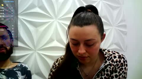 Snapshot of jerryandjessicaa chatting on October 13, 2025, 10:32 pm Jess y Jerry online show from October 13, 2025, 10:32 pm