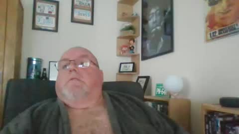 Snapshot of jerseyhammer01 chatting on February 14, 2025, 9:03 am Harry online show from February 14, 2025, 9:03 am