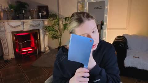 jes_solar online show from November 23, 2025, 10:09 pm