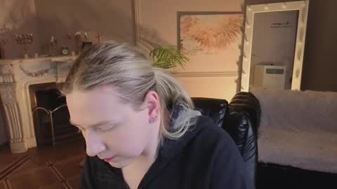 jes_solar online show from January 15, 2026, 9:07 pm