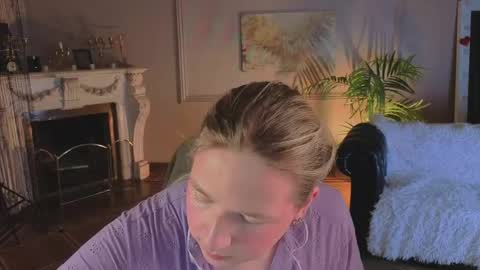 jes_solar online show from April 25, 2026, 9:23 pm