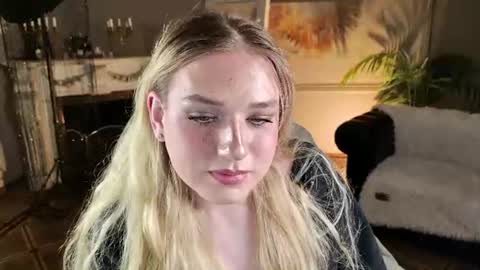 jes_solar online show from June 11, 2026, 2:22 am