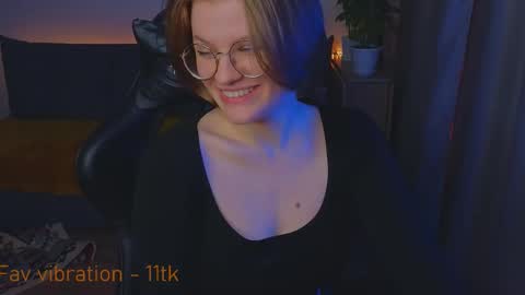 Snapshot of jess0e9 chatting on September 27, 2025, 3:39 pm JessieVibes online show from September 27, 2025, 3:39 pm