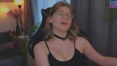 Snapshot of jess0e9 chatting on May 21, 2026, 2:57 pm JessieVibes online show from May 21, 2026, 2:57 pm